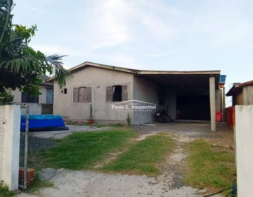 Foto 1 de Casa com 3 quartos à venda, 300m2 em Balneario Arroio Do Silva - SC