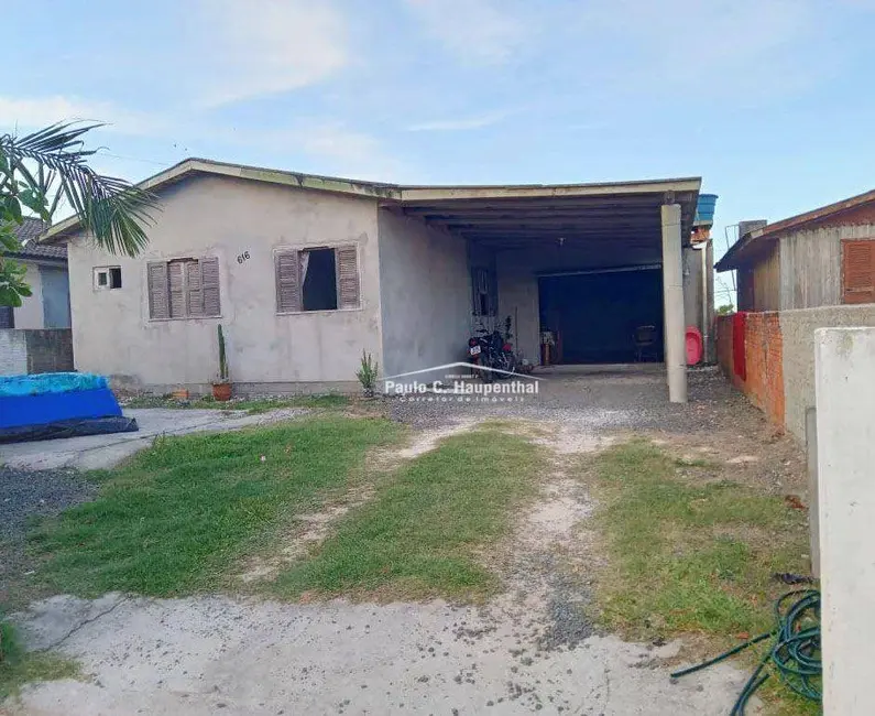 Foto 2 de Casa com 3 quartos à venda, 300m2 em Balneario Arroio Do Silva - SC