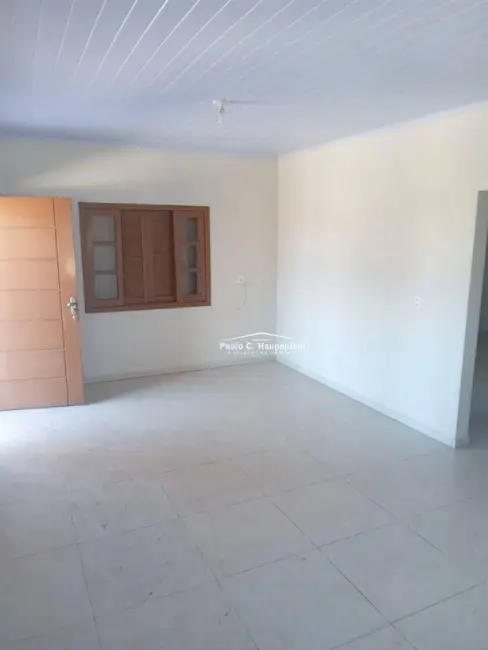 Casa com 2 quartos para alugar, 300m2 em Balneario Arroio Do Silva - SC - imagem 6 Foto 6 de Casa com 2 quartos para alugar, 300m2 em Balneario Arroio Do Silva - SC