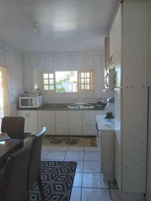 Foto 5 de Casa com 3 quartos à venda, 300m2 em Balneario Arroio Do Silva - SC