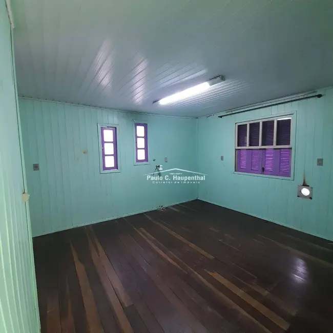 Casa com 2 quartos à venda, 360m2 em Serrano, Caxias Do Sul - RS - imagem 3 Foto 3 de Casa com 2 quartos à venda, 360m2 em Serrano, Caxias Do Sul - RS