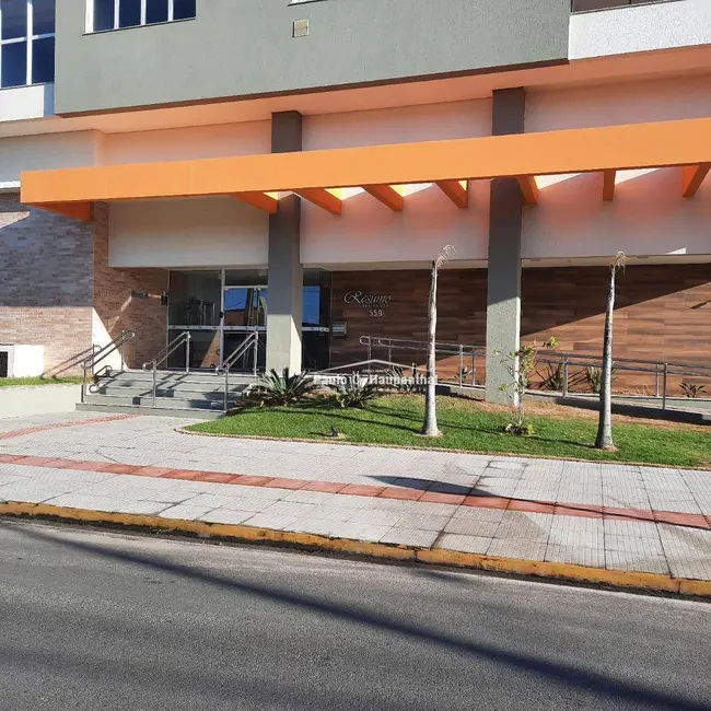 Foto 3 de Apartamento com 3 quartos à venda, 134m2 em Centro, Balneario Arroio Do Silva - SC