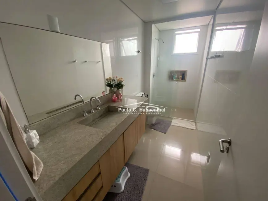 Foto 4 de Apartamento com 3 quartos à venda, 110m2 em Centro, Balneario Arroio Do Silva - SC