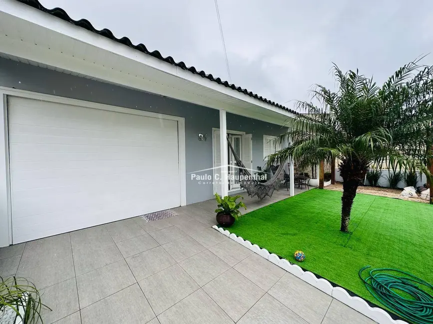 Foto 1 de Casa com 3 quartos à venda, 300m2 em Balneario Arroio Do Silva - SC