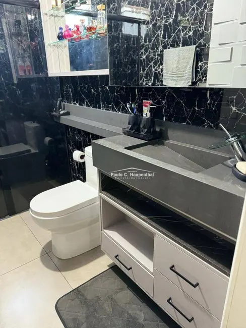 Foto 2 de Casa com 3 quartos à venda, 300m2 em Balneario Arroio Do Silva - SC