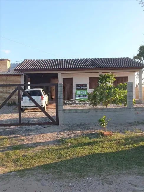 Foto 1 de Casa com 3 quartos à venda, 288m2 em Balneario Arroio Do Silva - SC