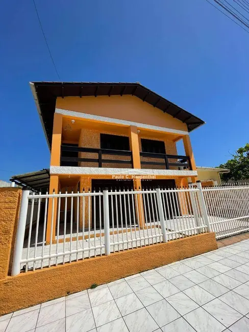 Foto 1 de Casa com 3 quartos à venda, 150m2 em Centro, Balneario Arroio Do Silva - SC