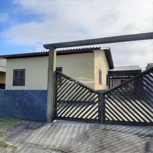 Foto 1 de Casa com 3 quartos à venda, 300m2 em Balneario Arroio Do Silva - SC