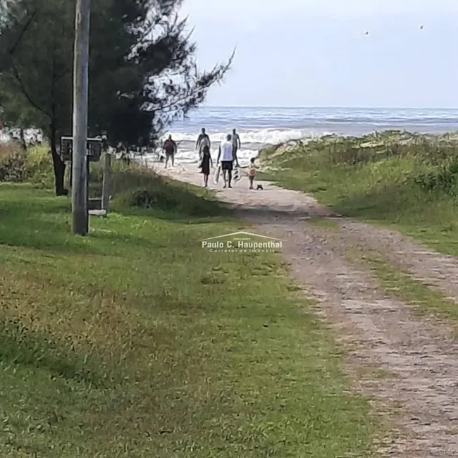 Foto 3 de Casa com 3 quartos à venda, 300m2 em Balneario Arroio Do Silva - SC