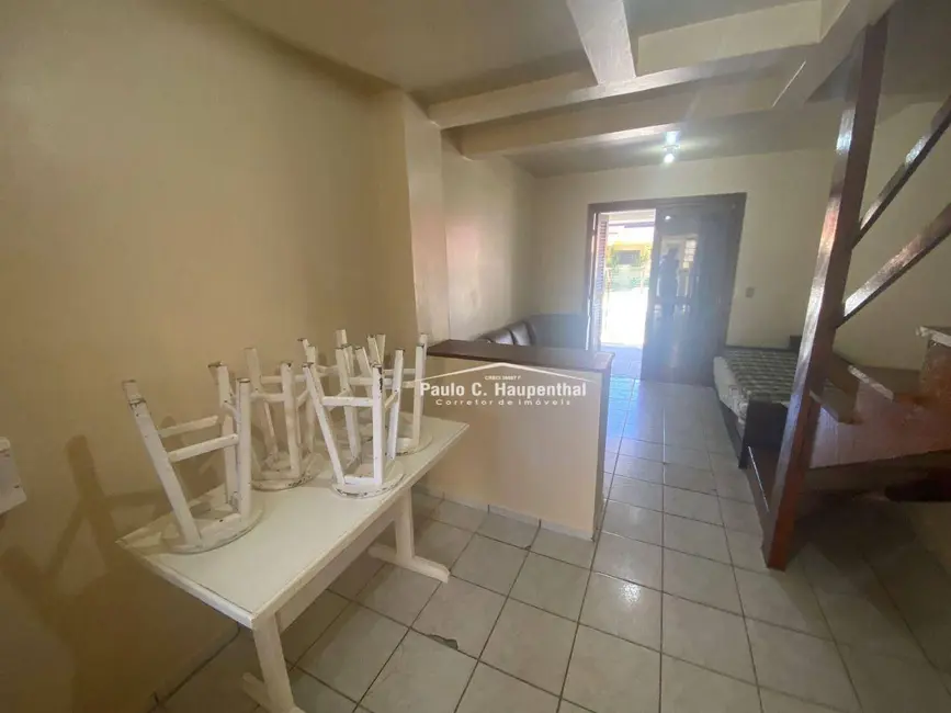 Foto 3 de Sobrado com 2 quartos à venda, 300m2 em Centro, Balneario Arroio Do Silva - SC