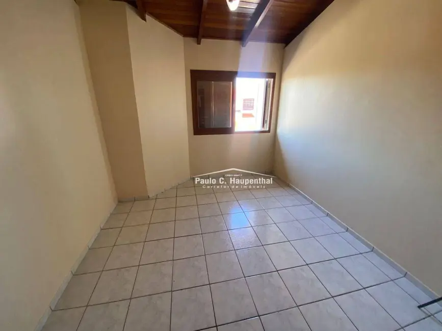 Foto 7 de Sobrado com 2 quartos à venda, 300m2 em Centro, Balneario Arroio Do Silva - SC