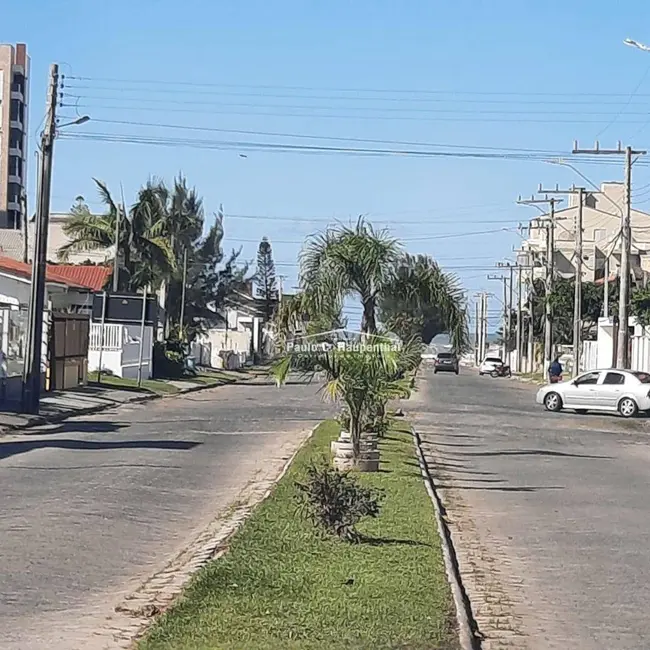 Foto 2 de Terreno / Lote à venda, 1080m2 em Balneario Arroio Do Silva - SC