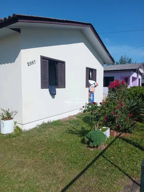 Foto 2 de Casa com 3 quartos à venda, 360m2 em Balneario Arroio Do Silva - SC