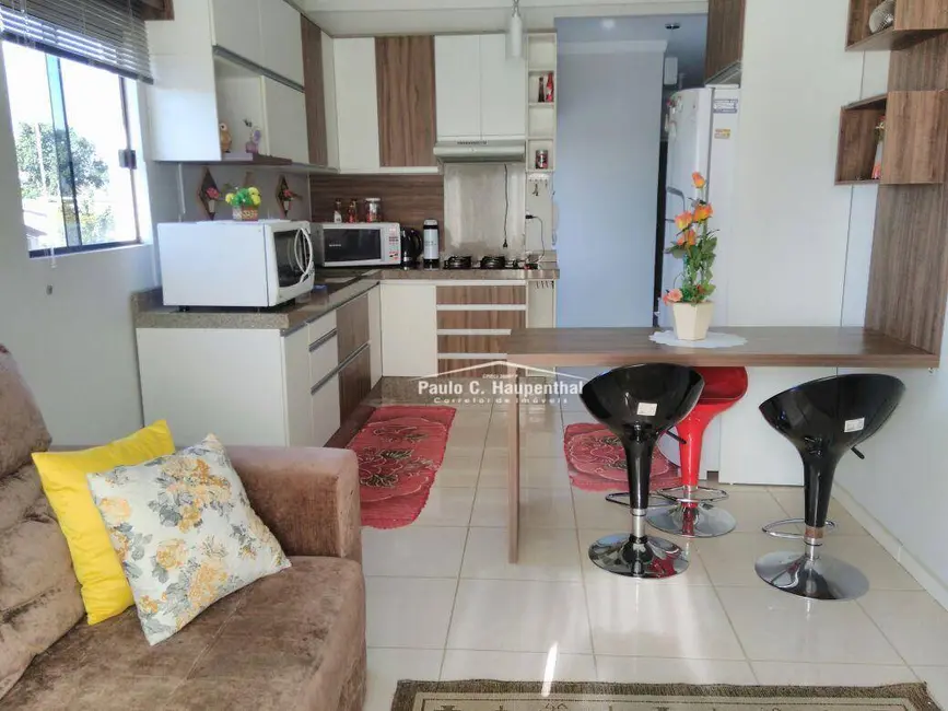 Foto 2 de Apartamento com 2 quartos à venda, 75m2 em Lagoão, Ararangua - SC
