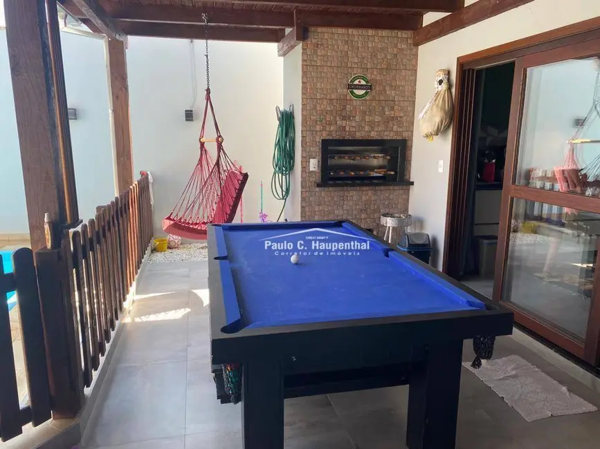 Foto 5 de Casa com 3 quartos à venda, 300m2 em Centro, Balneario Arroio Do Silva - SC