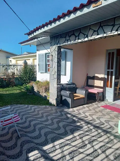 Foto 1 de Casa com 4 quartos à venda, 360m2 em Centro, Balneario Arroio Do Silva - SC