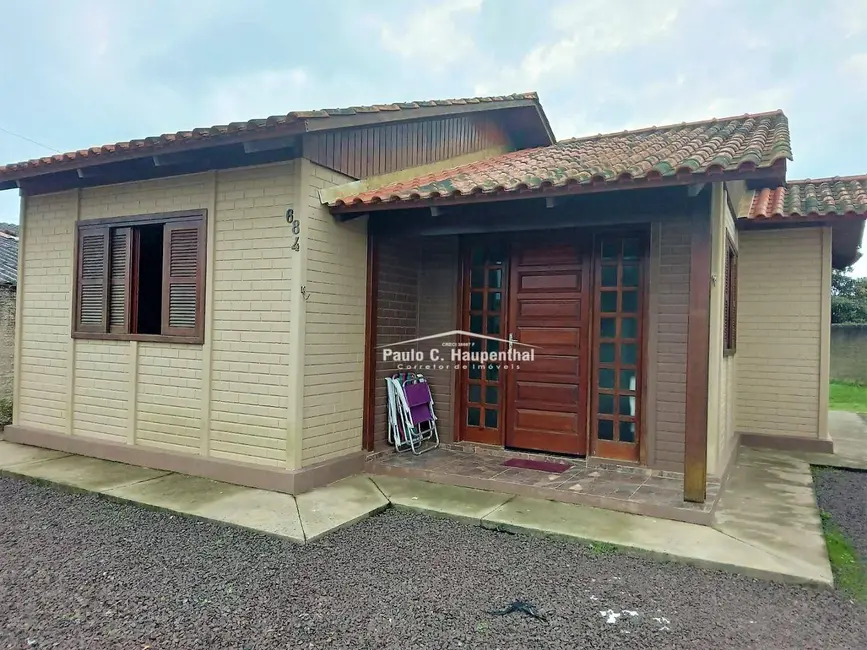 Foto 1 de Casa com 2 quartos à venda, 360m2 em Balneario Arroio Do Silva - SC