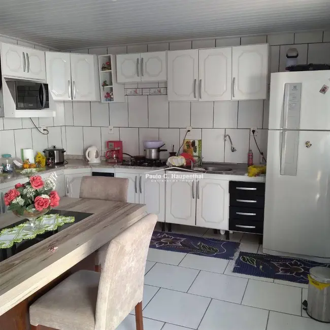 Casa com 3 quartos à venda, 355m2 em Coloninha, Ararangua - SC - imagem 7 Foto 7 de Casa com 3 quartos à venda, 355m2 em Coloninha, Ararangua - SC