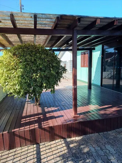 Foto 3 de Casa com 3 quartos à venda, 360m2 em Centro, Balneario Arroio Do Silva - SC
