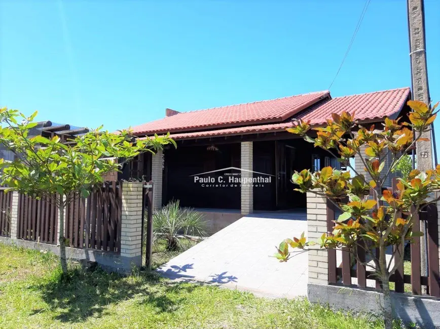 Foto 1 de Casa com 3 quartos à venda, 300m2 em Balneario Arroio Do Silva - SC