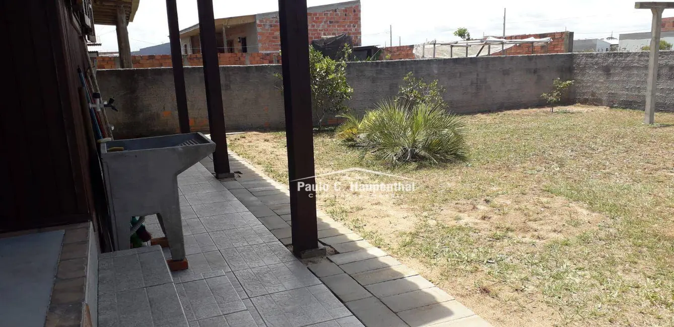 Foto 4 de Casa com 3 quartos à venda, 300m2 em Balneario Arroio Do Silva - SC