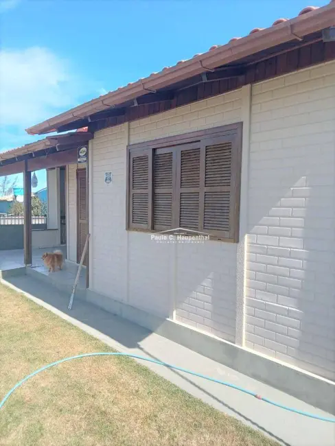 Foto 2 de Casa com 3 quartos à venda, 360m2 em Balneario Arroio Do Silva - SC