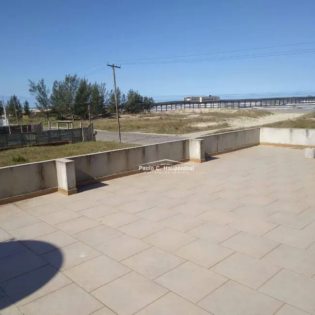 Loja à venda, 700m2 em Balneario Arroio Do Silva - SC - imagem 9 Foto 9 de Loja à venda, 700m2 em Balneario Arroio Do Silva - SC