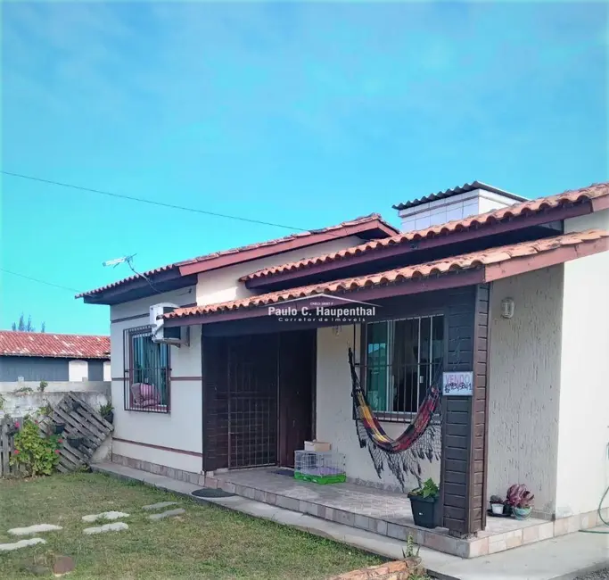 Foto 1 de Casa com 2 quartos à venda, 300m2 em Balneario Arroio Do Silva - SC