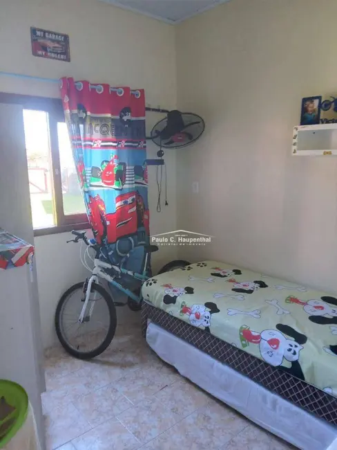 Casa com 3 quartos à venda, 300m2 em Balneario Arroio Do Silva - SC - imagem 8 Foto 8 de Casa com 3 quartos à venda, 300m2 em Balneario Arroio Do Silva - SC