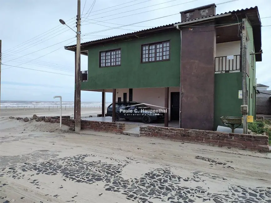 Foto 4 de Casa com 8 quartos à venda, 195m2 em Balneario Arroio Do Silva - SC