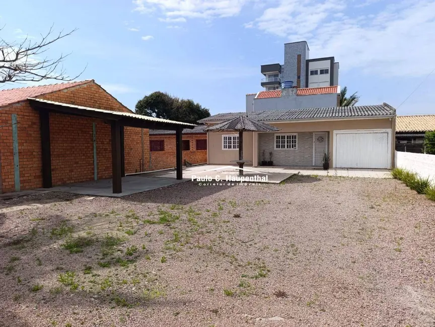 Foto 1 de Casa com 3 quartos à venda, 360m2 em Centro, Balneario Arroio Do Silva - SC