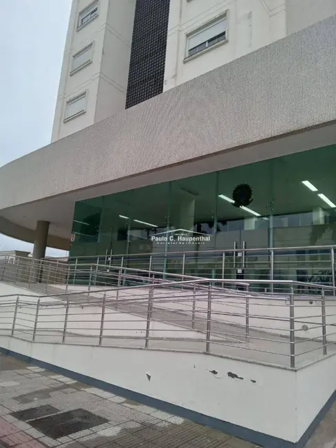 Foto 2 de Apartamento com 2 quartos à venda, 100m2 em Centro, Ararangua - SC