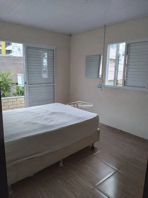 Casa com 4 quartos à venda, 332m2 em Centro, Ararangua - SC - imagem 8 Foto 8 de Casa com 4 quartos à venda, 332m2 em Centro, Ararangua - SC