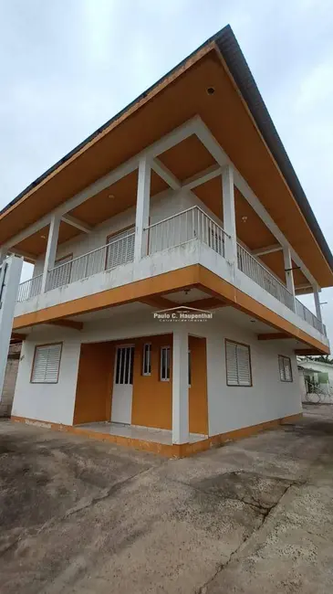 Foto 1 de Casa com 4 quartos à venda, 300m2 em Balneario Arroio Do Silva - SC