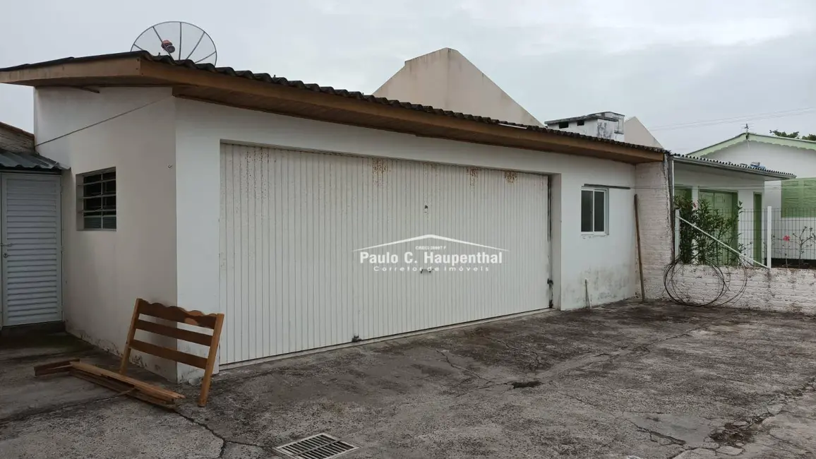 Foto 3 de Casa com 4 quartos à venda, 300m2 em Balneario Arroio Do Silva - SC