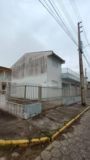 Foto 4 de Casa com 4 quartos à venda, 300m2 em Balneario Arroio Do Silva - SC