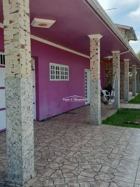 Casa com 4 quartos à venda, 1200m2 em Balneario Arroio Do Silva - SC - imagem 3 Foto 3 de Casa com 4 quartos à venda, 1200m2 em Balneario Arroio Do Silva - SC