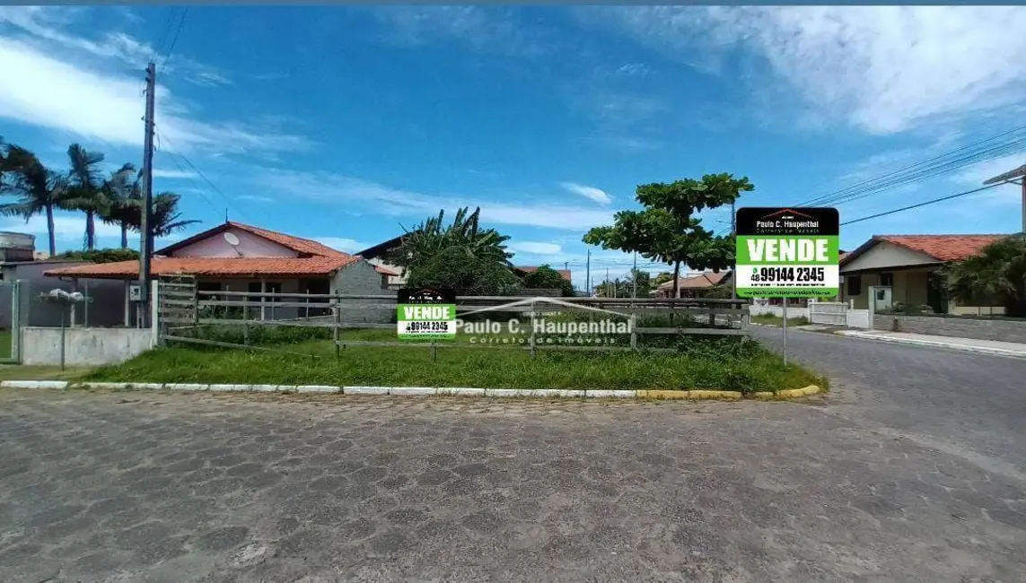 Foto 3 de Terreno / Lote à venda, 300m2 em Balneario Arroio Do Silva - SC
