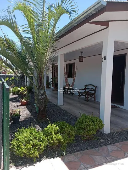 Foto 1 de Casa com 3 quartos à venda, 323m2 em Sanga da Areia, Ararangua - SC