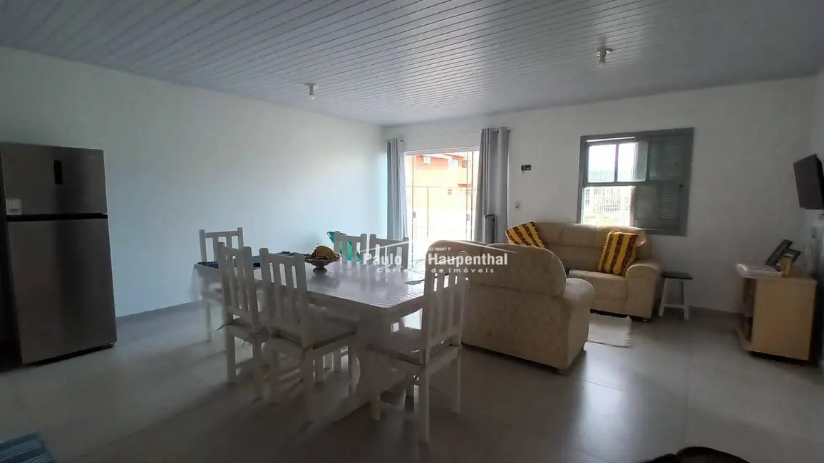 Foto 9 de Casa com 2 quartos à venda, 330m2 em Centro, Balneario Arroio Do Silva - SC