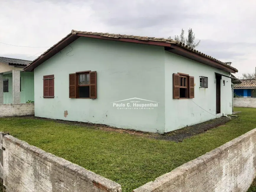 Foto 2 de Casa com 3 quartos à venda, 300m2 em Balneario Arroio Do Silva - SC