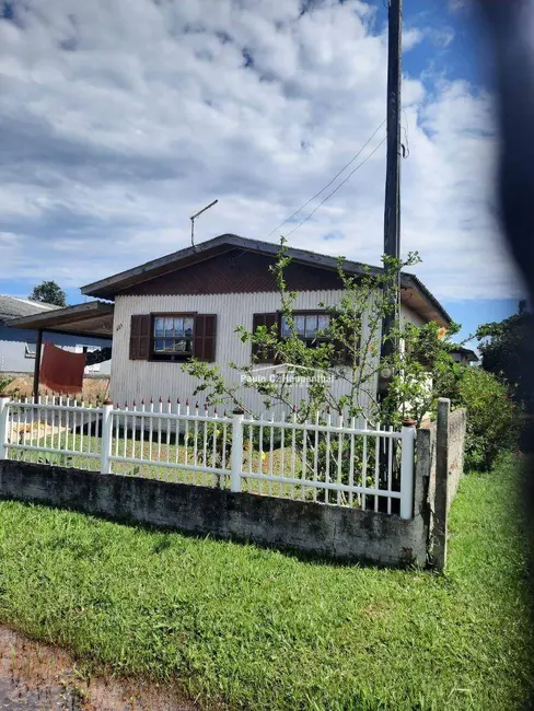 Foto 2 de Casa com 3 quartos à venda, 300m2 em Balneario Arroio Do Silva - SC