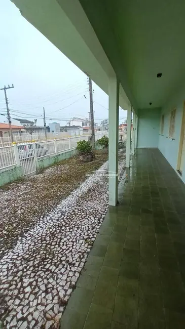 Foto 4 de Casa com 3 quartos à venda, 300m2 em Balneario Arroio Do Silva - SC