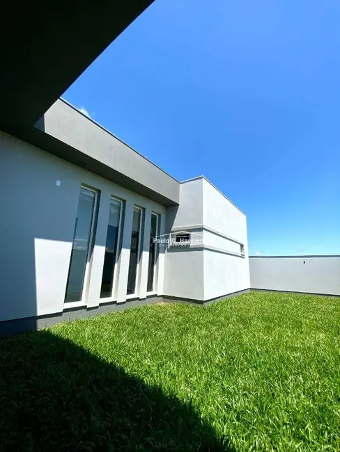 Casa com 3 quartos à venda, 315m2 em Ararangua - SC - imagem 7 Foto 7 de Casa com 3 quartos à venda, 315m2 em Ararangua - SC