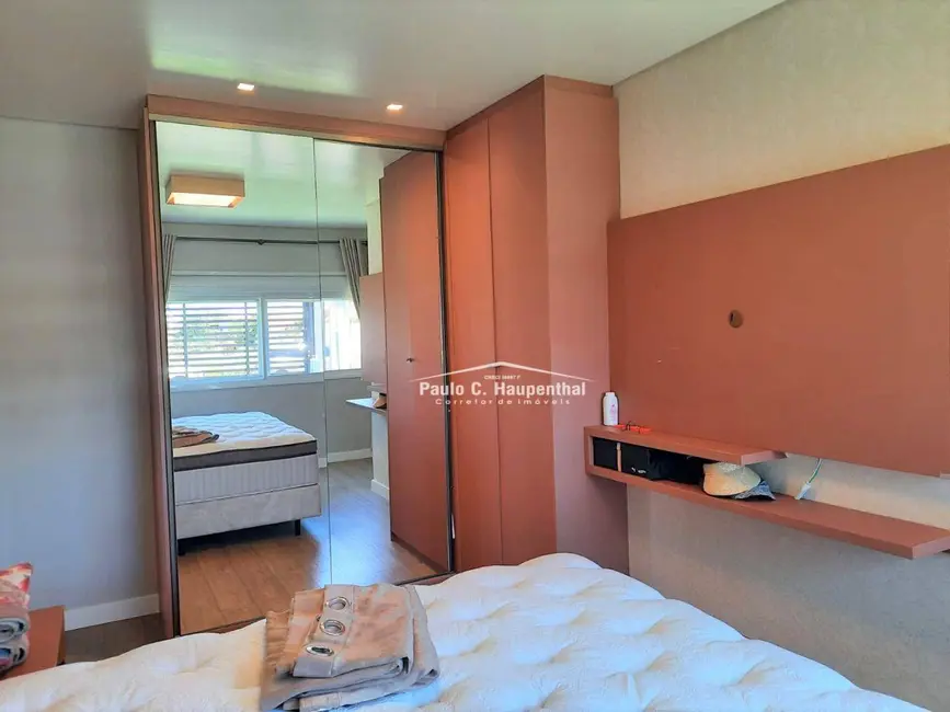 Foto 5 de Casa com 4 quartos à venda, 520m2 em Balneario Arroio Do Silva - SC