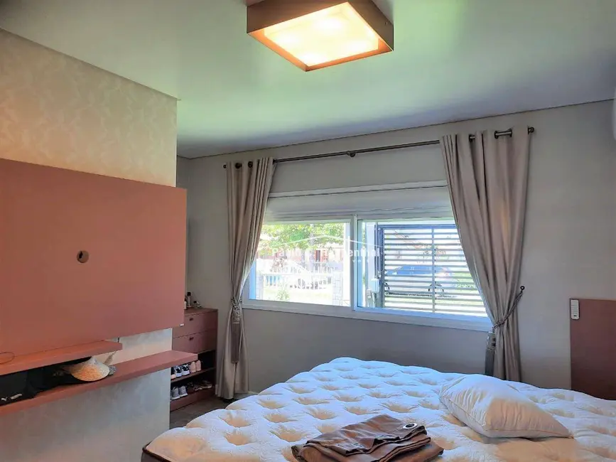 Foto 4 de Casa com 4 quartos à venda, 520m2 em Balneario Arroio Do Silva - SC