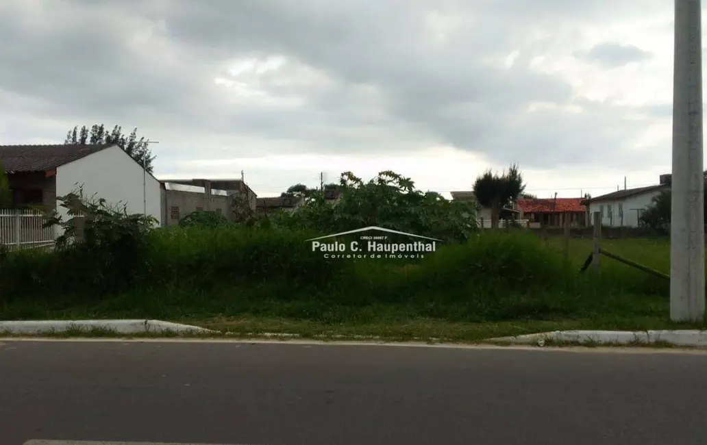 Foto 1 de Terreno / Lote à venda, 390m2 em Centro, Balneario Arroio Do Silva - SC