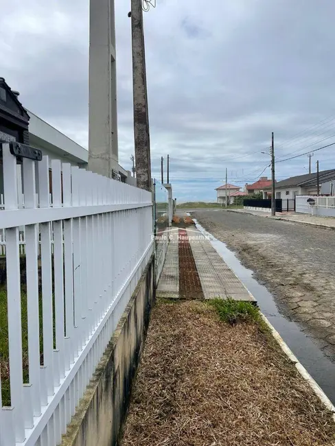 Foto 3 de Casa com 3 quartos à venda e para alugar, 360m2 em Balneario Arroio Do Silva - SC