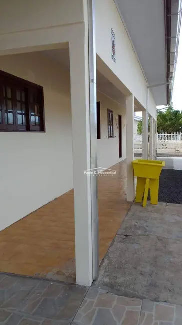 Foto 8 de Casa com 3 quartos à venda, 300m2 em Balneario Arroio Do Silva - SC