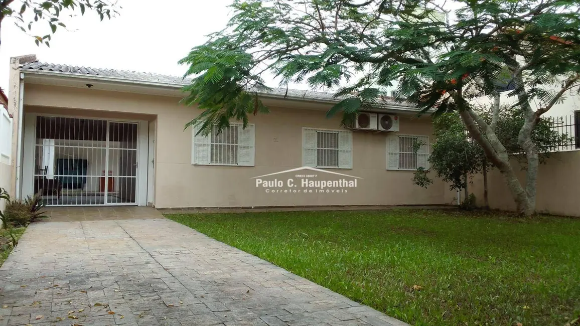 Foto 2 de Casa com 4 quartos à venda, 360m2 em Centro, Balneario Arroio Do Silva - SC